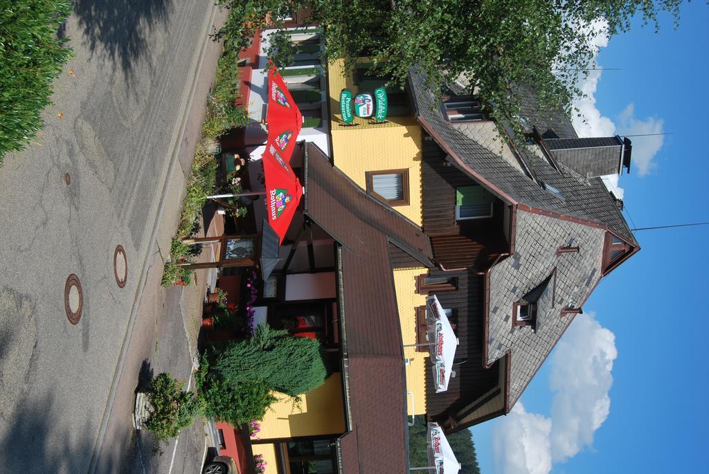 Pension Restaurant Waldblick เฟลด์แบร์ก ภายนอก รูปภาพ