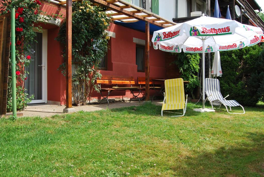 Pension Restaurant Waldblick เฟลด์แบร์ก ภายนอก รูปภาพ