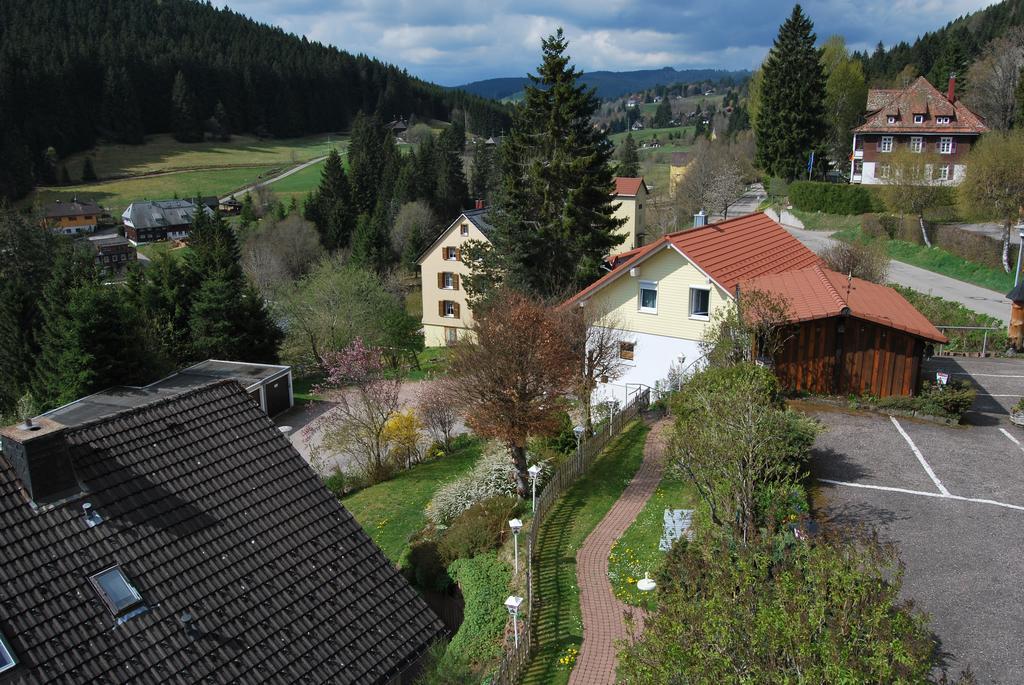 Pension Restaurant Waldblick เฟลด์แบร์ก ภายนอก รูปภาพ